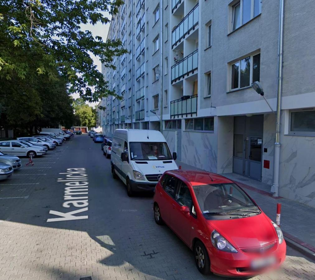 White Studio Next To Polin Polish Jews Musem Warschau Exterior foto